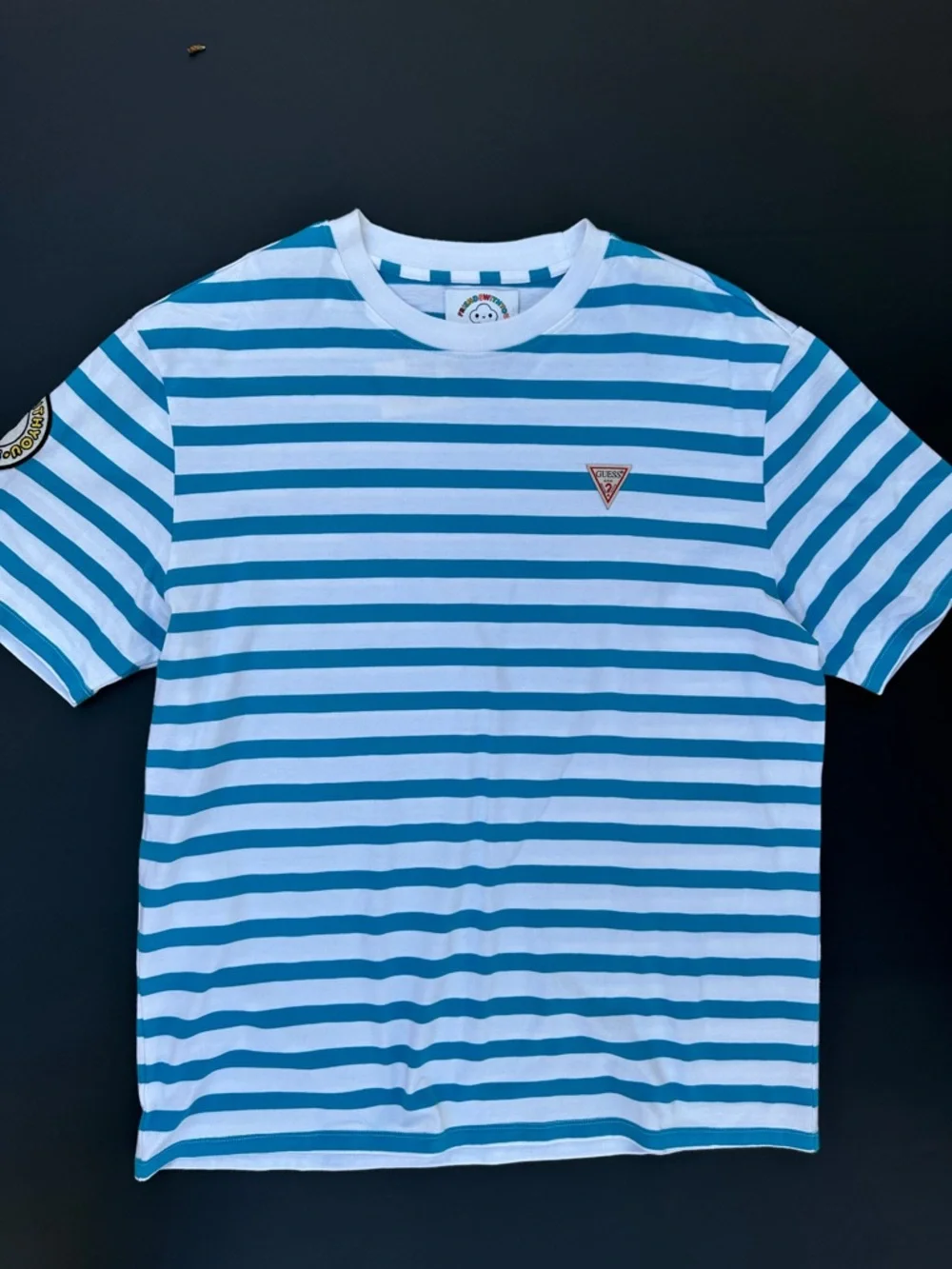 New Guess Blue & White Striped Short Sleeve Tee - Picture 1 of 5